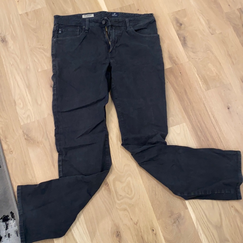 Men’s black AG “the protege” straight leg denim size 34